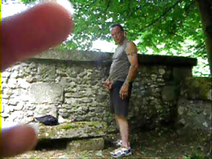 Horny teen couple do the fuck and suck in the park