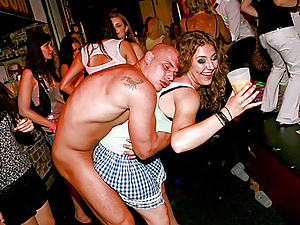 Cute willing teen hotties nailed