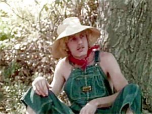Eighties farmer shagging two dirty hairy ladies outdoor